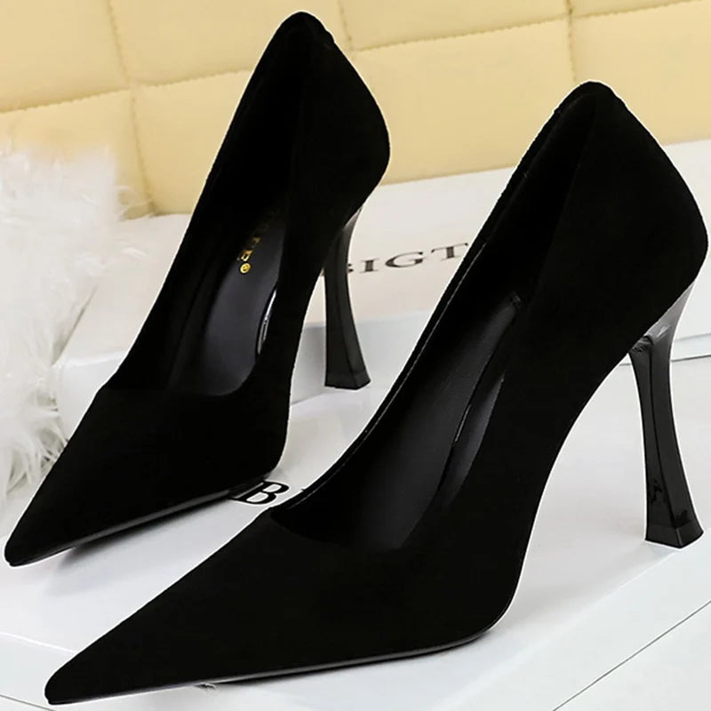 Women's Black Pointed stiletto Heel