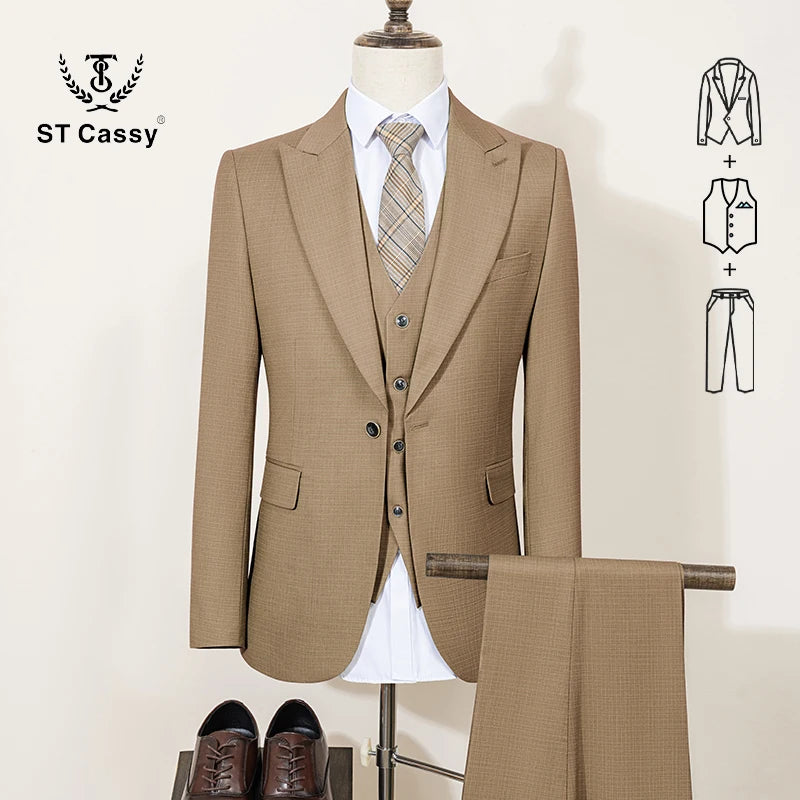 Men’s Lightweight Three-Piece Suit – Slim Fit