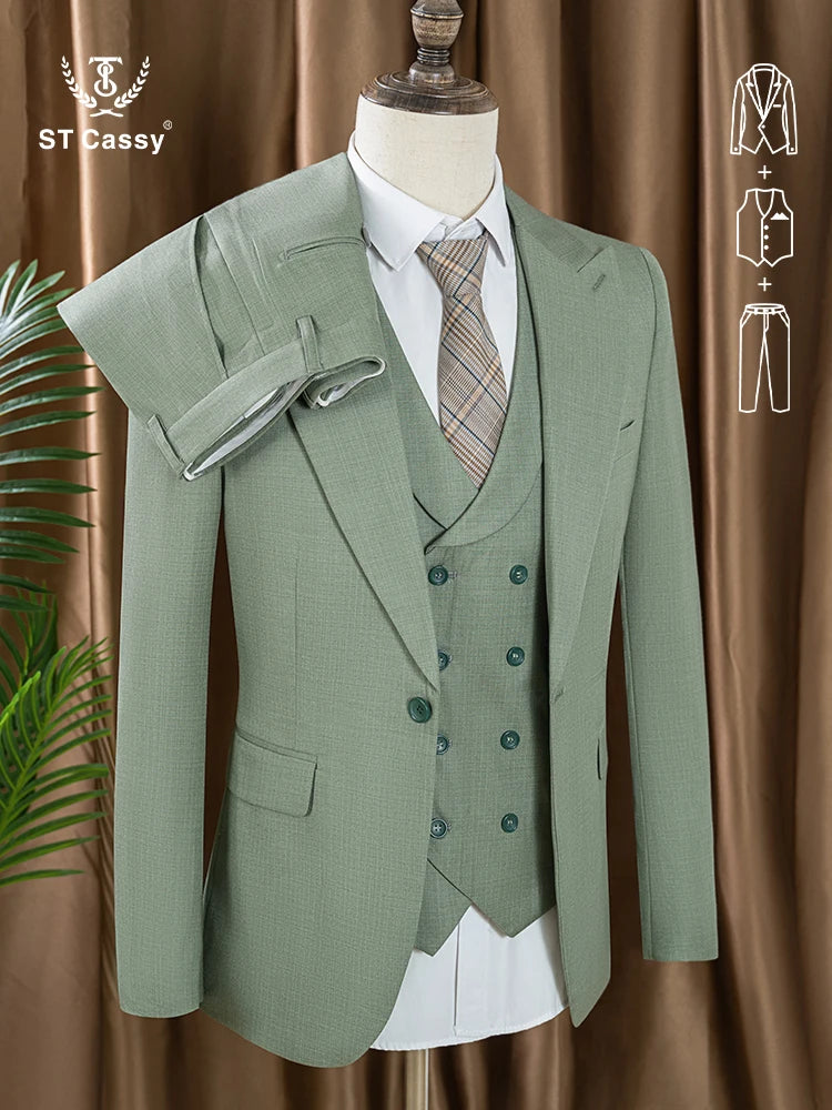 Men’s Lightweight Three-Piece Suit – Slim Fit