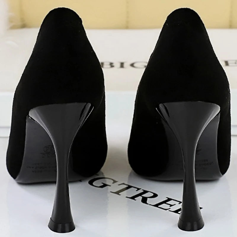 Women's Black Pointed stiletto Heel